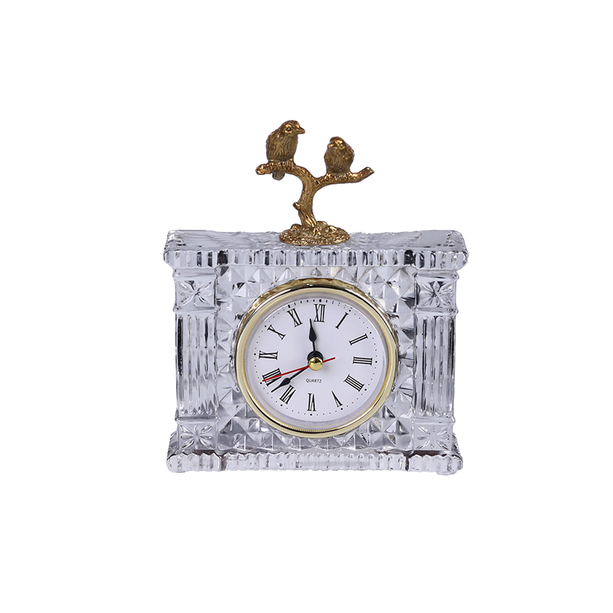 Small crystal clock